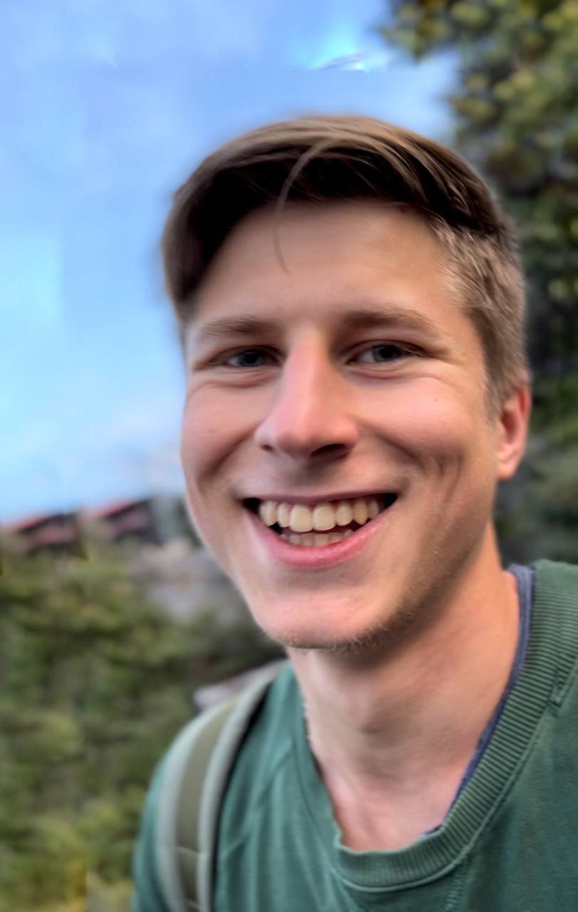 Maksim Lukinykh's avatar