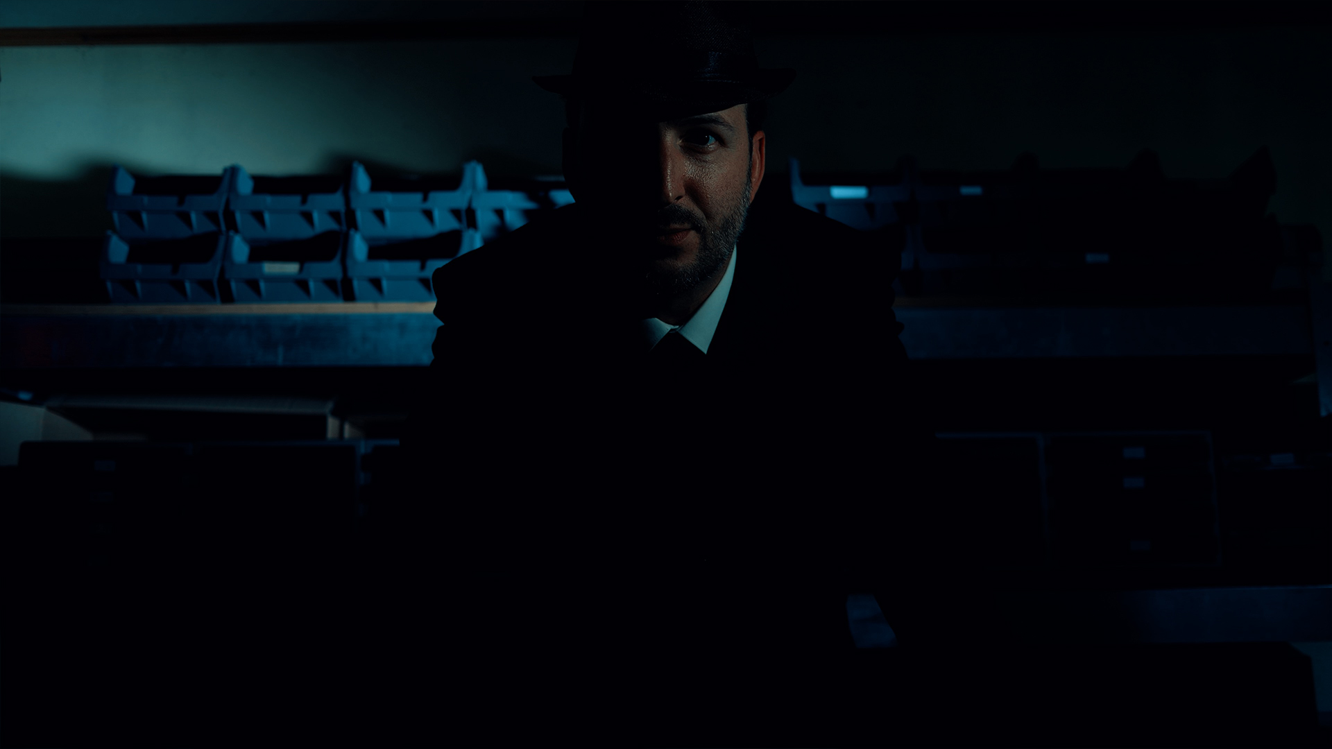 The Shapeshifting Detective-nn1pi