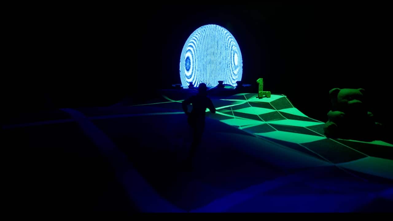 Carousel slide 1