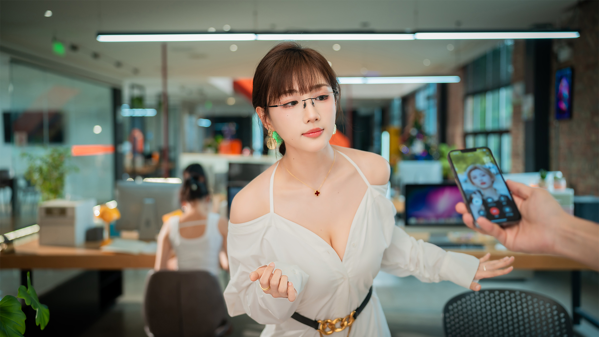 Love Is All Around Prequel-111o8