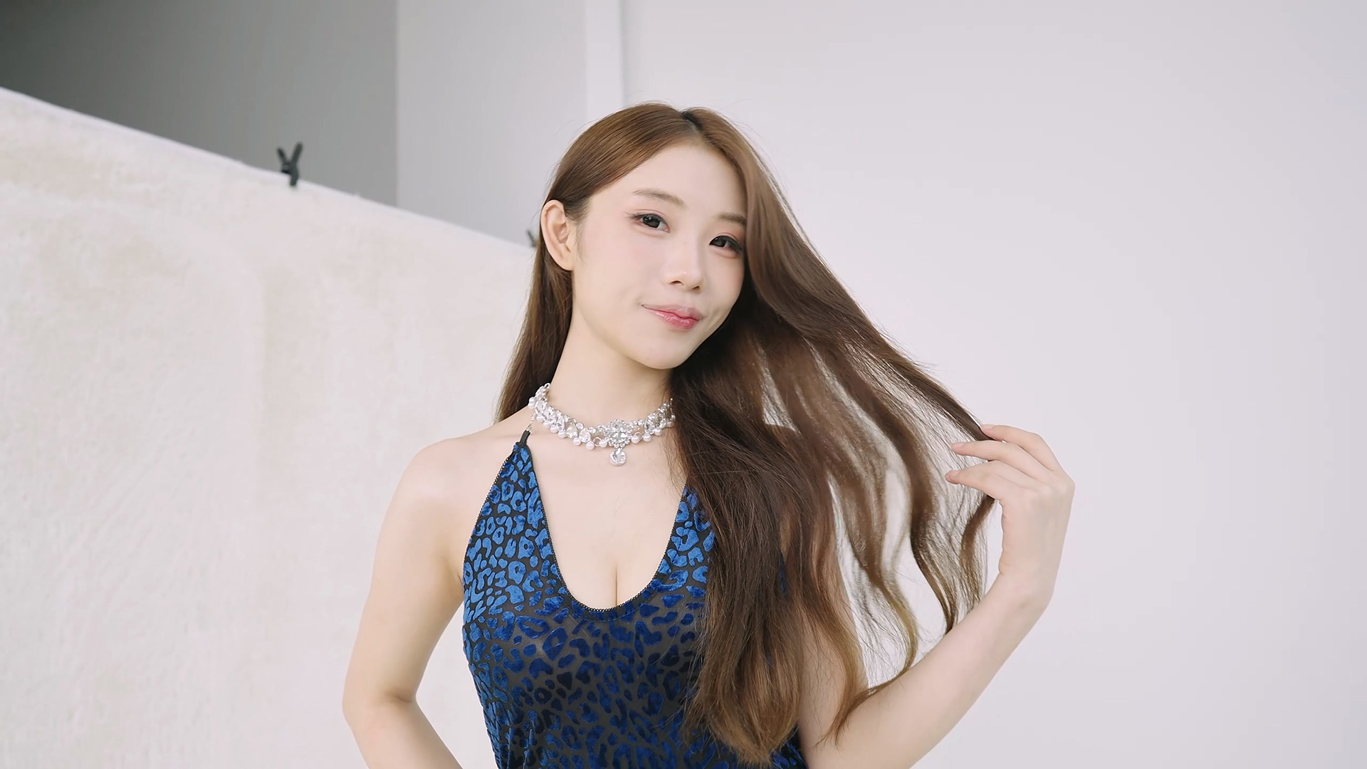 The Beauty and the CEO-1c18q