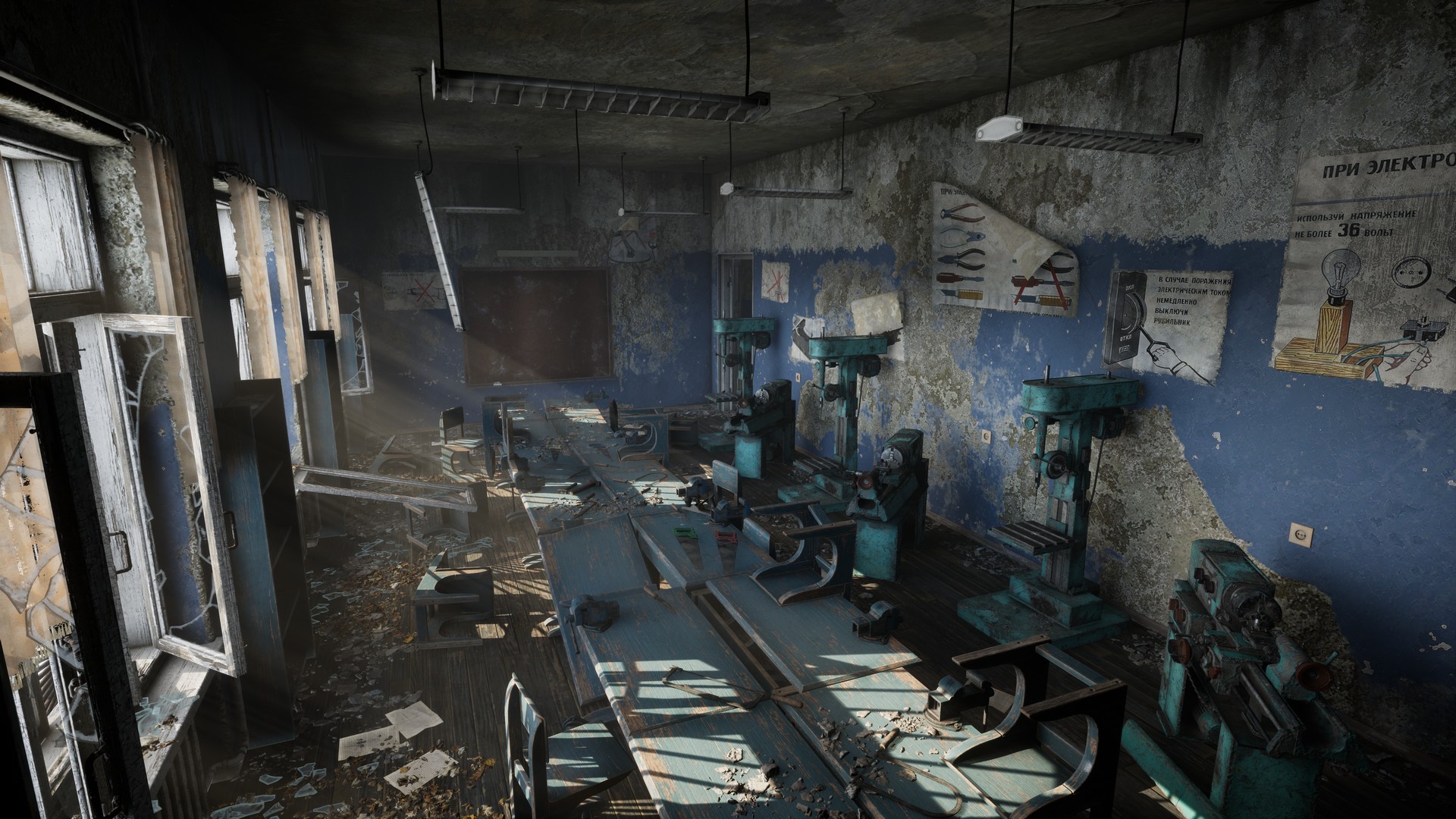 Abandoned school (A. zoOmika)